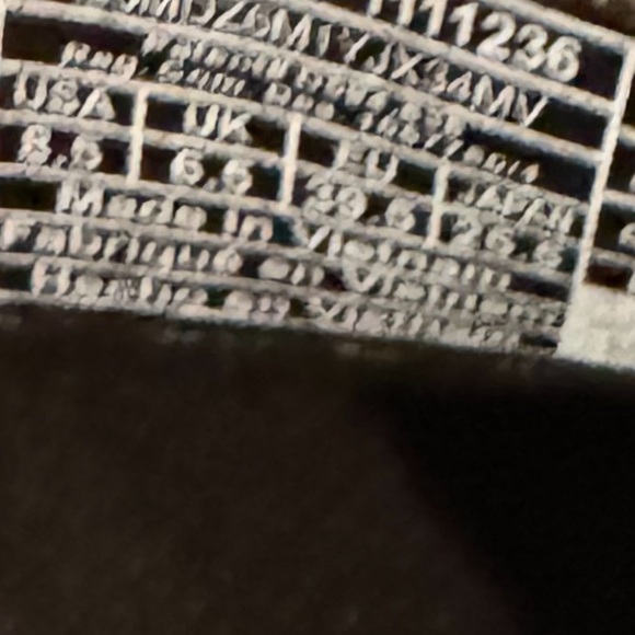 Ugg slide - Picture 8 of 8